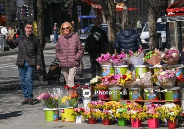 Tarixin izi ilə: 8 Mart - Beynəlxalq Qadınlar Günü
