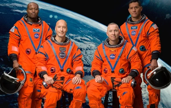 NASA "Artemis III" missiyasının heyətini açıqladı