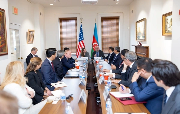 Azərbaycan və Ermənistan səfirləri Tramp marşrutu təşəbbüsü ilə bağlı tədbirdə iştirak ediblər