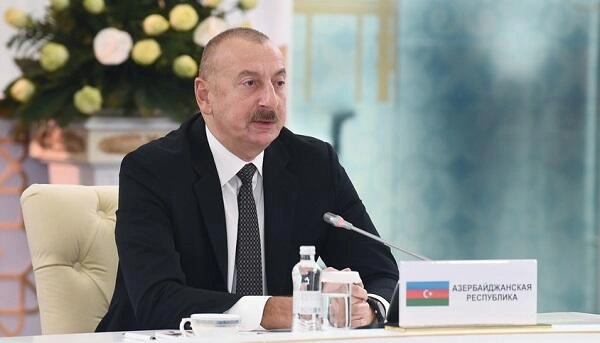 Prezident Daşkənddə Ümummilli Liderin memorial kompleksində