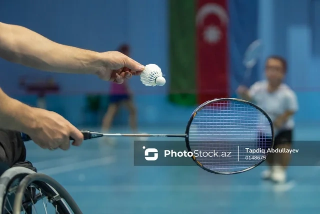 Əlilliyi olan şəxslərin cəmiyyətə inteqrasiyası: Paralimpiya badmintonçuları ilə FOTOREPORTAJ
