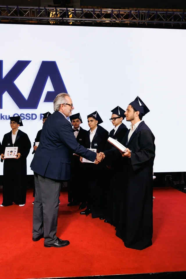 Kanada Azərbaycan Məktəbi 2026-cı il məzunlarını təntənəli mərasimlə yola salıb