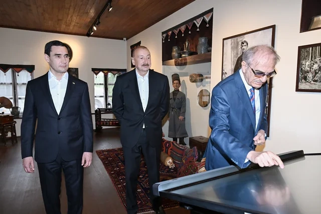İlham Əliyev və Sərdar Berdiməhəmmədov Şuşada Bülbülün ev-muzeyində olublar - FOTO
