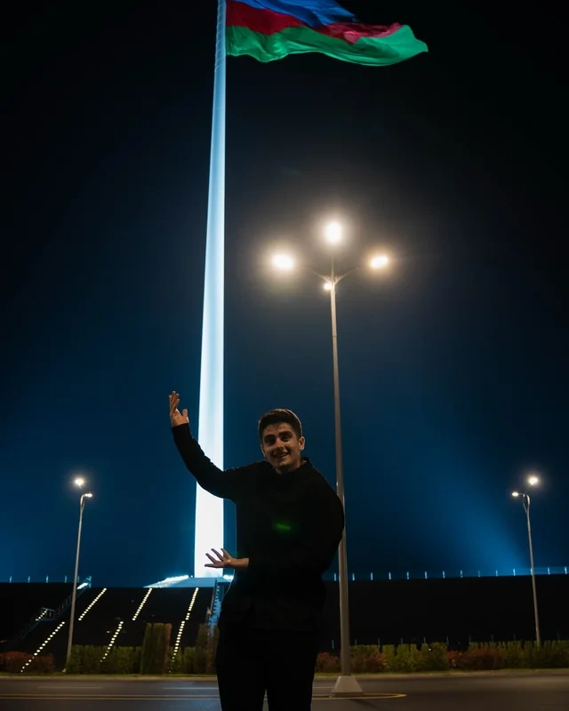 Milyonlarla izləyicisi olan Omar Aliyevin Azərbaycan sevgisi: Onu ölkəmizlə nə bağlayır? - MÜSAHİBƏ - FOTO - VİDEO