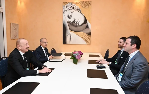 İlham Əliyev Münhendə "The Goldman Sachs Group Inc." şirkətinin qlobal məsələlər üzrə prezidenti ilə görüşüb