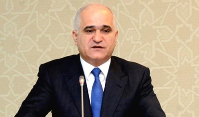 Şahin Mustafayev Fərzanə Sadiqlə danışdı