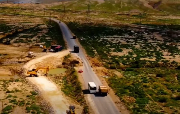 Leysandan sonra yararsız hala düşən yollardakı SON VƏZİYYƏT - VİDEO