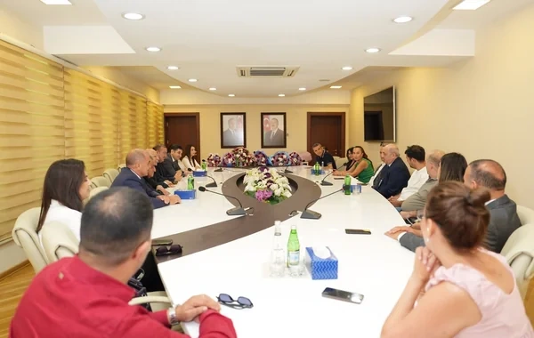 Xətai Rayon İcra Hakimiyyətində Azərbaycan Milli Mətbuatı və Jurnalistika Günü münasibətilə tədbir keçirilib - FOTO