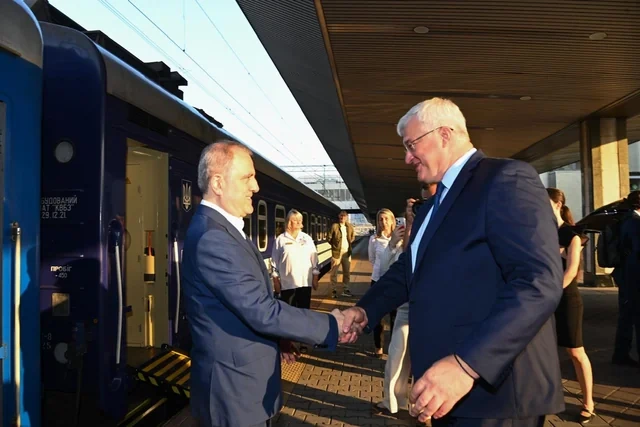 Ceyhun Bayramov ukraynalı həmkarı ilə görüşüb - FOTO