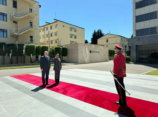 Azərbaycan və Gürcüstan müdafiə nazirləri görüşüb - FOTO