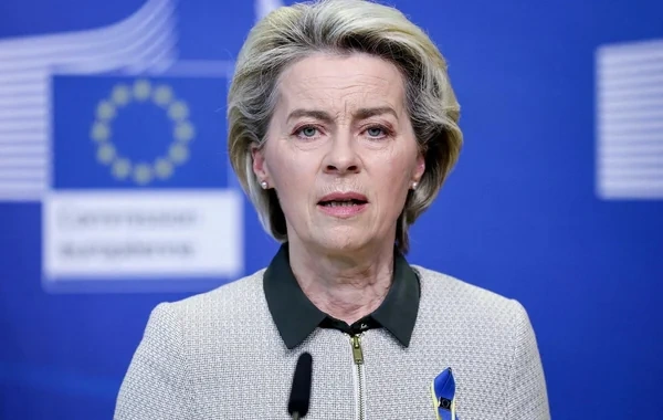 Ursula fon der Lyayen səlahiyyətlərini aşmaqda ittiham olundu