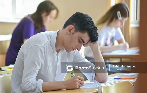 Buraxılış imtahanında şagirdlərə əlavə vaxt veriləcək - FOTO