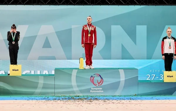 Mükafatlandırma mərasimlərində gimnastlar üçün yeni sərt qaydalar