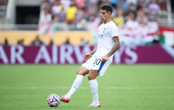 Üç məşhur klub portuqaliyalı ulduz futbolçunu almaqda maraqlıdır