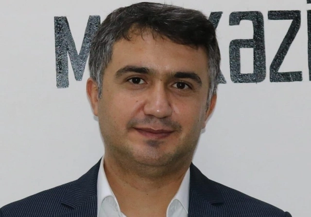 Dərsliklərin hazırlanmasında ictimai rəy diqqətə alınacaq? - "Müzakirə vaxtı layihəyə münasibət bildirmirlər"