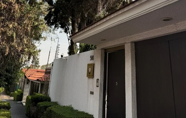 Səfirlik iğtişaşlar fonunda Meksikada olan Azərbaycan vətəndaşlarına çağırış etdi