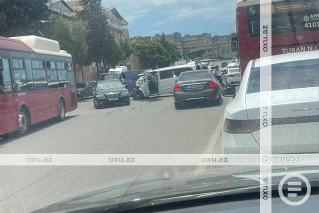 Bakıda 10 avtomobil toqquşdu - FOTO - VİDEO