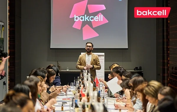 "Bakcell" 8 Martı xanım jurnalistlərlə birgə qeyd edib