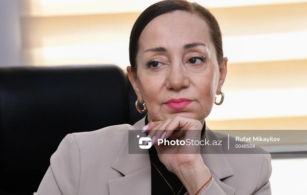 Xalq artisti: "Bəzi hallarda kişi yolunu azmağa başlayır, qadın isə göz yumur"