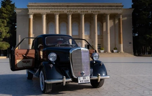 Ölkədə tək olan "Mercedes" FANTASTİK QİYMƏTƏ satışa çıxarıldı - FOTO