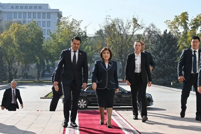 Sahibə Qafarova Qırğızıstan parlamentinin sədri ilə görüşüb