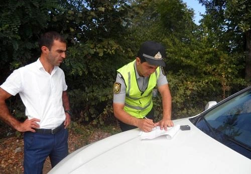 Sürücülərin 80 faizinin vəsiqəsi əlindən alına bilər - Ekspert