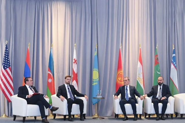 TRIPP Azərbaycanla Naxçıvanı necə birləşdirəcək? - Nazir DETALLARI AÇIQLADI - FOTO