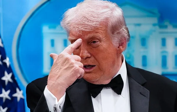 Donald Tramp Nikolas Maduronun qaçırılması zamanı istifadə olunan silahın sirrini açıqladı