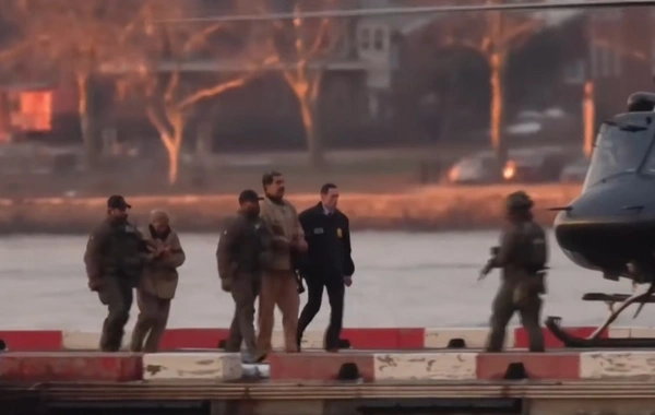 Nikolas Maduro məhkəməyə aparılır