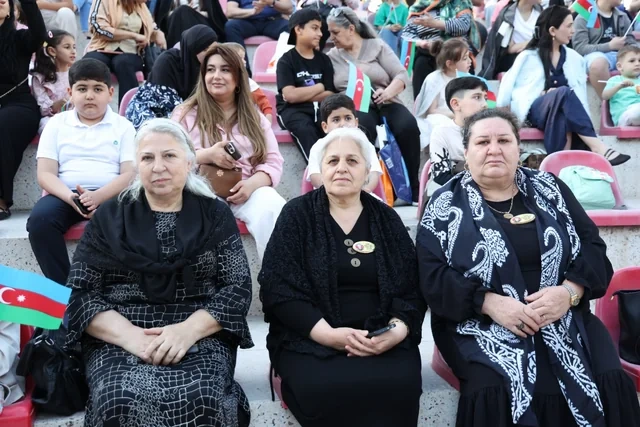 Xətai rayonunda 1 İyun-Uşaqların Beynəlxalq Müdafiəsi Günü ilə əlaqədar konsert proqramı təşkil olunub