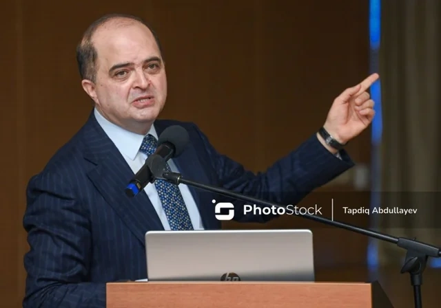 Ürək-damar cərrahı Rəşad Mahmudov: "İnsan xəyalını düzgün quranda, hədəflərini daha asan müəyyənləşdirə bilir"