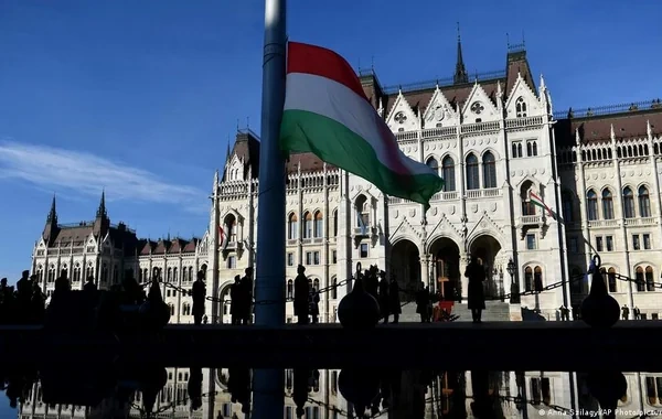Viktor Orbana daha bir zərbə: Macarıstanda yeni qanun imzalandı