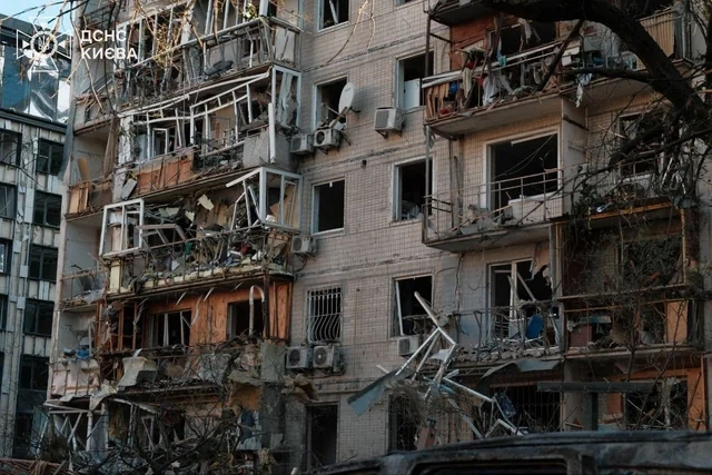 Kiyevə hava hücumu: 11 nəfər ölüb, 56 nəfər yaralanıb - FOTO - VİDEO