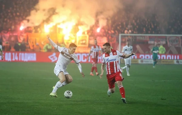 "Srvena Zvezda" - "Partizan" matçı zamanı azarkeşlər tribunaları yandırdılar - VİDEO