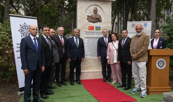 Ankarada Əhməd Ağaoğlunun barelyefi açıldı - Foto