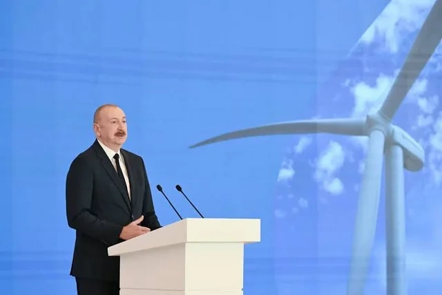İlham Əliyev: "Biz Avropaya elektrik enerjisi ilə də çıxmaq istəyirik"