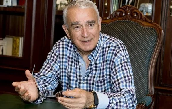 Çingiz Əlioğlu qələm dostlarının xatirələrində: "Elə bil dünyamız kiçilir…"