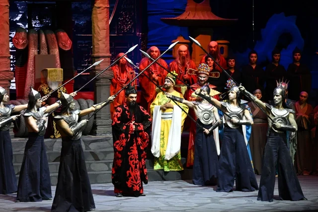 Bakıda "Turandot" tamaşasının premyerası baş tutub - Foto