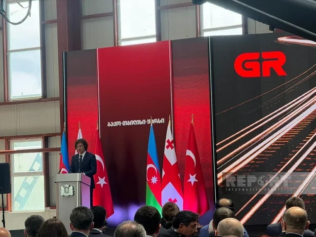BTQ dəmir yolu xəttinin modernləşdirilmədən sonra rəsmi açılışı keçirilib - FOTO