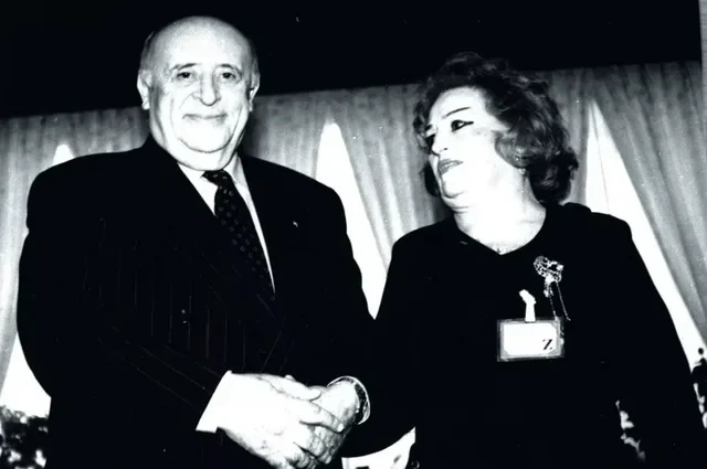 Azərbaycan muğamının əfsanəsi: Səsi ilə milyonların qəlbini fəth edən Sara Qədimova - FOTO