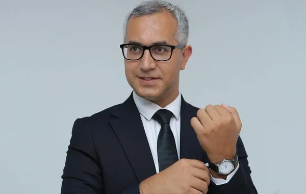 Kamran Əsədovun növbəti məhkəmə iclası keçirildi: 110 min dollar kimə verilib?