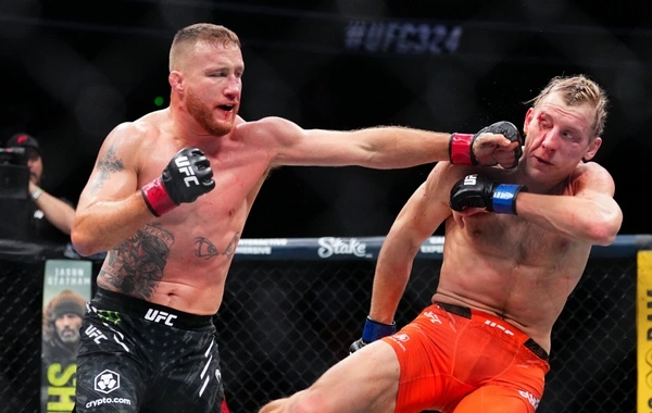 Qetji yüngül çəkidə UFC-nin müvəqqəti çempionu oldu