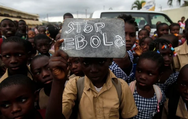 Uqandalı həkimdən qorxulu xəbərdarlıq: Ebola malyariya ilə səhv salına bilər