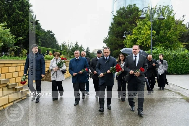 Milli Qəhrəman Yuri Kovalyovun məzarı ziyarət edildi - Foto/Video