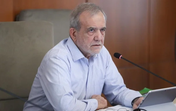 Pezeşkiandan sensasion açıqlamalar: "Həmişəlik müharibə etmək niyyətindəsiniz?"