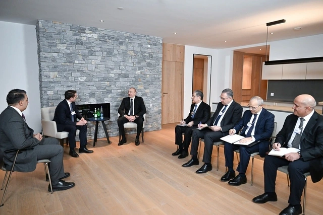Neft gəlirləri: Səmərəli investisiya siyasətinin Azərbaycan modeli