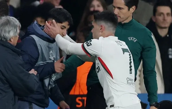 UEFA "Çelsi"nin futbolçusuna qarşı intizam işi açıb