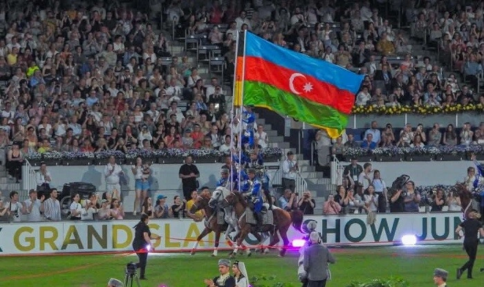 Qarabağ atları Almaniyada - Foto