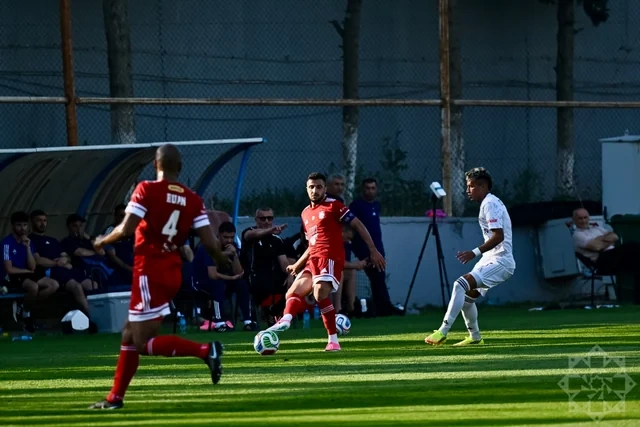 "Qarabağ" "Zirə"ni məğlub etdi - FOTO