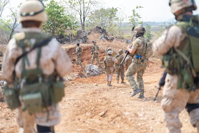 İraqda YENİ DÖVR: ABŞ-nin rəhbərlik etdiyi koalisiya bütün bazalarını təhvil verdi